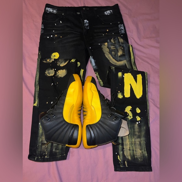 Jeans - Picture 3 of 5